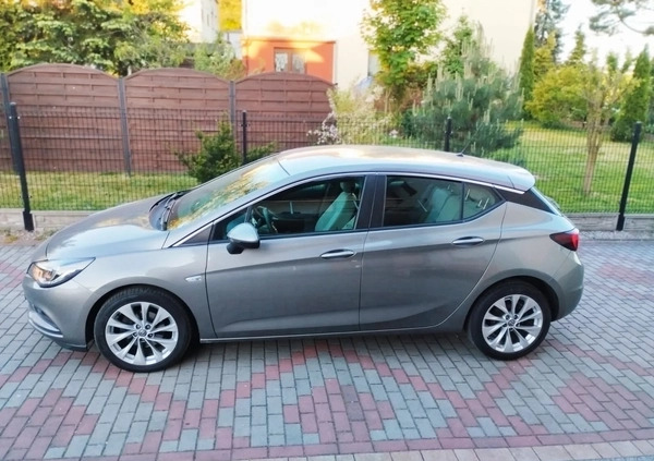 Opel Astra cena 37900 przebieg: 148000, rok produkcji 2016 z Lubliniec małe 379